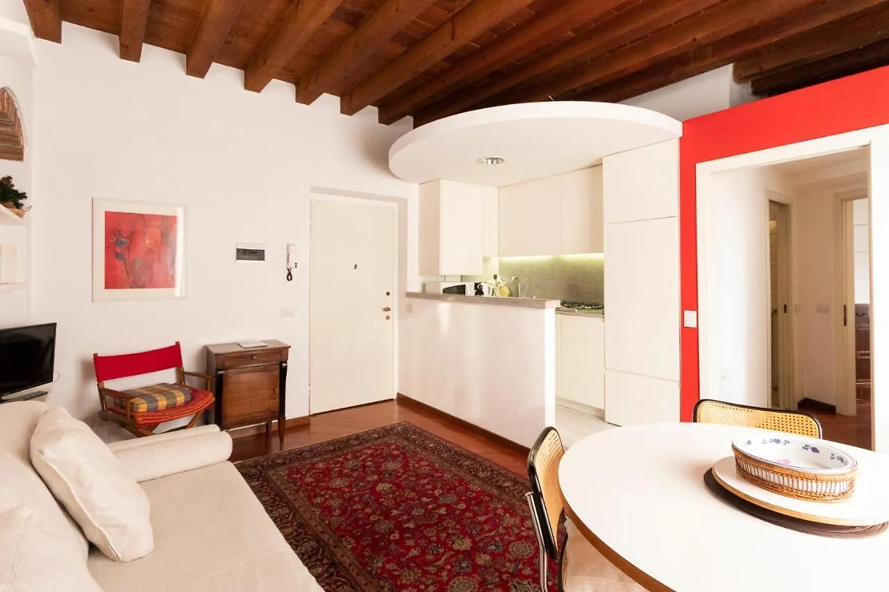 Anfiteatro Apartment In Brera Milán 0*,  Italia
